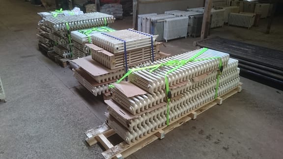 Cast iron radiators on pallets